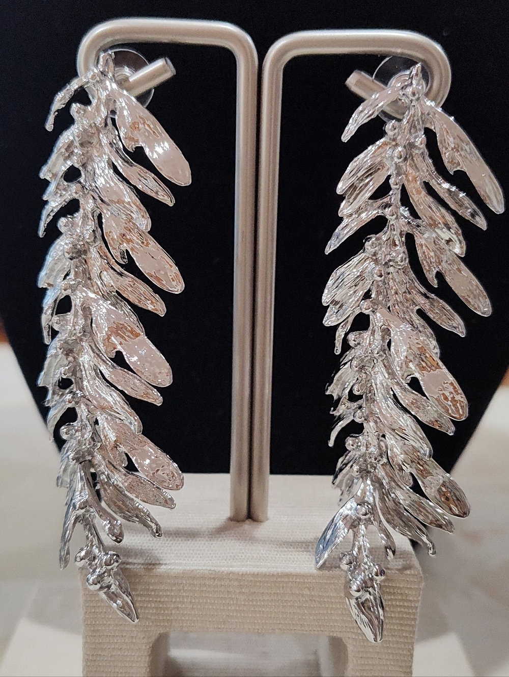 Silver Leaf Drop Earrings - Elegant Women's Jewelry